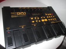 ROLAND GR-1 13-PIN GUITAR