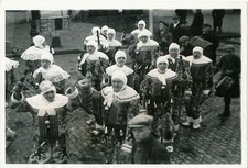 BINCHE c. 1938 - Carnaval