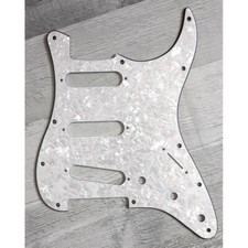 Pickguard White pearl SSS 2 ply 11 trous style Stratocaster post 72