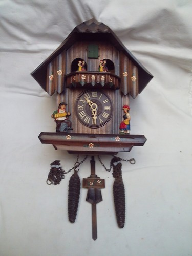 Ancienne horloge coucou