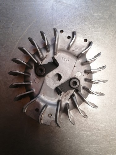 Volant moteur - , (origine)