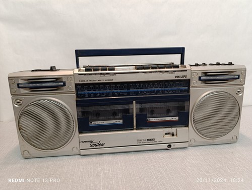 Ghettoblaster boombox - /,