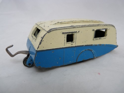 Voiture caravane dinky toys - dinky,