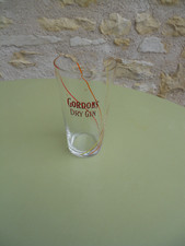 GRAND VERRE A BEC VERSEUR, CARAFON " GORDON'S DRY GIN " VINTAGE