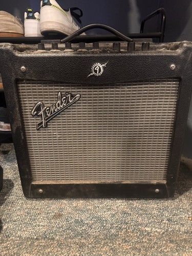 Fender amplifier - fender,