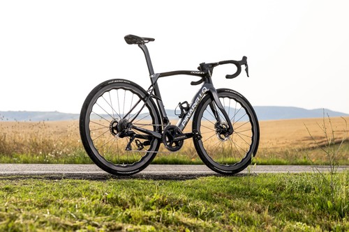Pinarello dogma 2024 - pinarello,