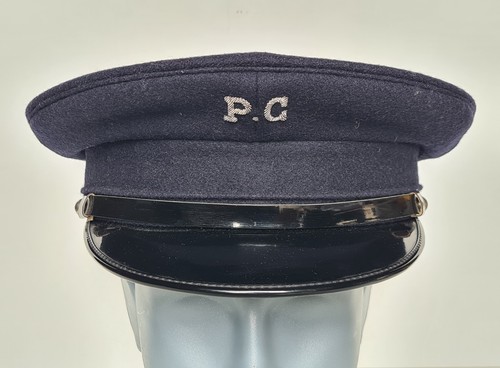Casquette militaire du - ou,