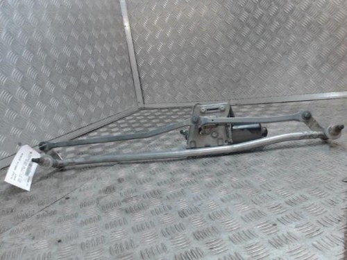 Moteur essuie glace avant