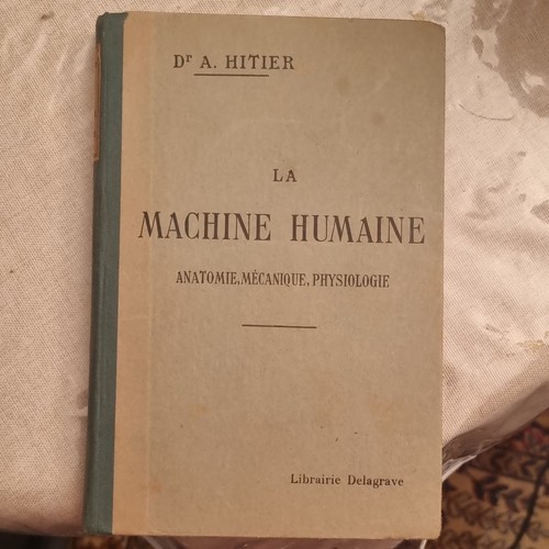 Hitier la machine - a.,
