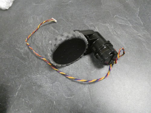 Roue gauche pour aspirateur - roue,