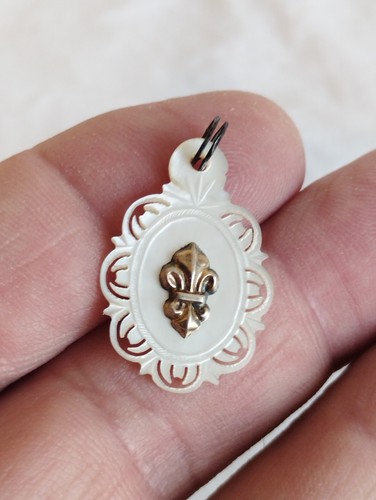 Ancienne médaille pendentif - mÉdaille,