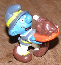 figurine schtroumpf