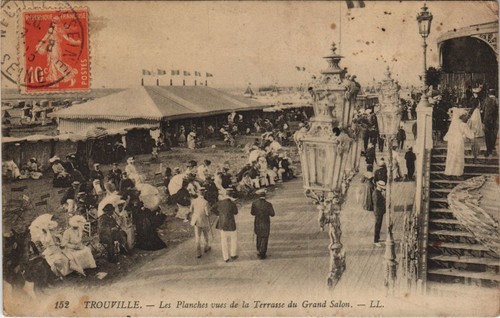 Cpa trouville les - trouville, planches