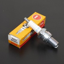 Bougie d'allumage NGK pour Moto Derbi 50 Senda Sm Drd X-Treme 2011 à 2016 BR8ES