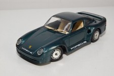 B63 1:24 BBURAGO BURAGO PORSCHE 959 MET. GREEN EXC. COND.