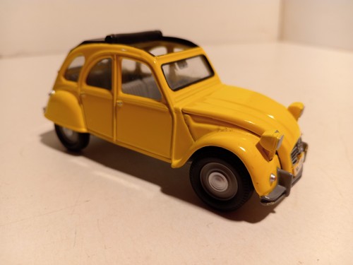 Corgi toys citroen 2cv6 - p,