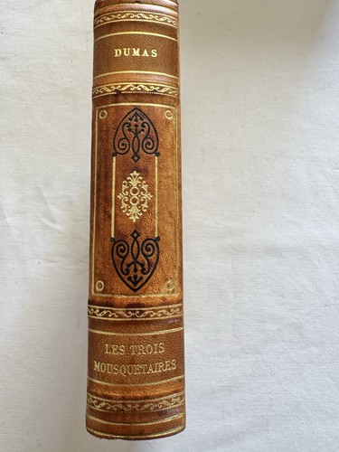 Les trois mousquetaires - les,