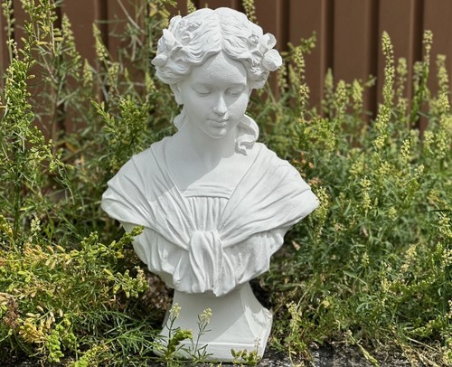 Statuette pierre - statuette, en