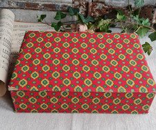 ANCIENNE BOITE A COUTURE EN