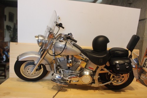 Harley davidson fat - harley, 1:4
