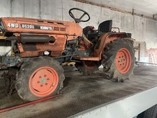 4 Wheel Drive KUBOTA  B5200 Tractor Parts Or All That Is Left