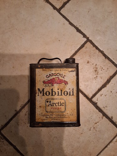 Ancien bidon huile - d'huile, mobiloil