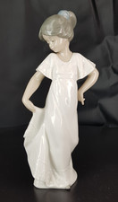 NAO par LIADRO Figurines en