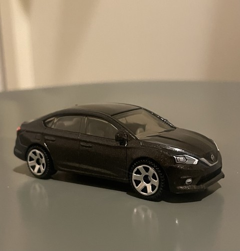 Miniature matchbox nissan - miniature,