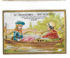 old CHROMO pub Au Printemps Lyon H. 7 cms small couple in old gold boat