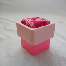 Jouet tabouret vintage Barbie ???? Ou autres chambre barbie Mattel 1977