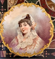 Assiette décorative Limoges, début XXe, portrait de dame, dorure