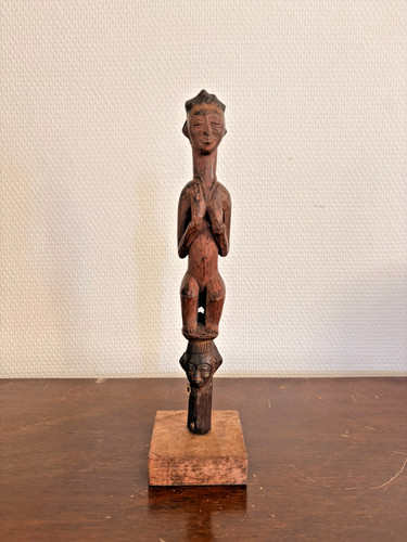 Sculpture bois etrier - etrier, métier