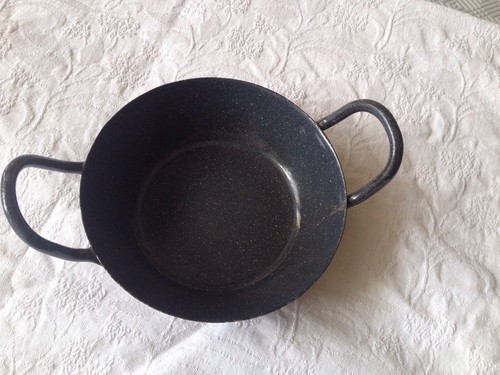Ancien plat rond - , anses