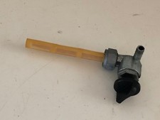 UN ROBINET ESSENCE MOTO TRIAL