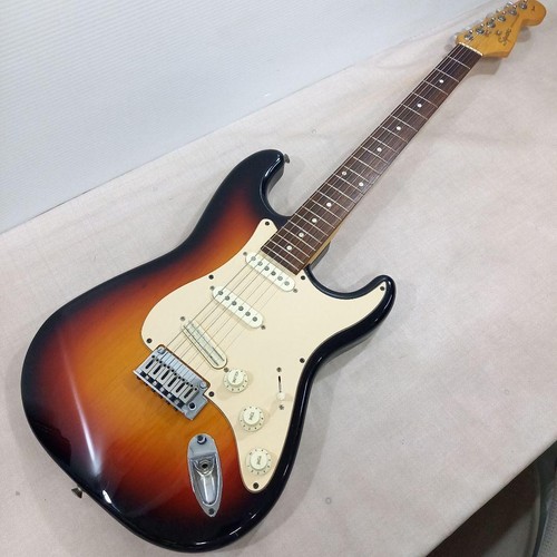 Squier fender stratocaster - by,