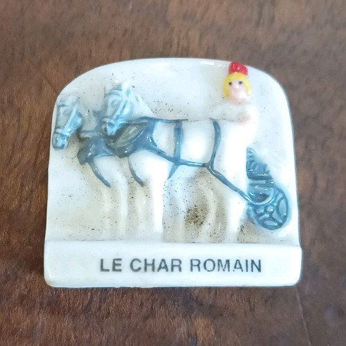 Puy fou fève - fou, publicitaire