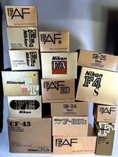 Lot de 16 boîtes Nikon vides