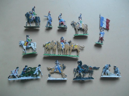 Plats etain cavaliers et - plats,