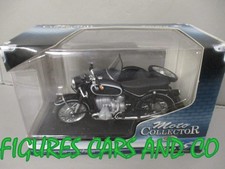 MOTO  1/18 BMW R 60-2  SIDECAR