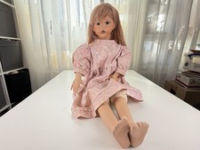 Poupée d'artiste poupée en