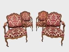 Quatre fauteuils style Louis