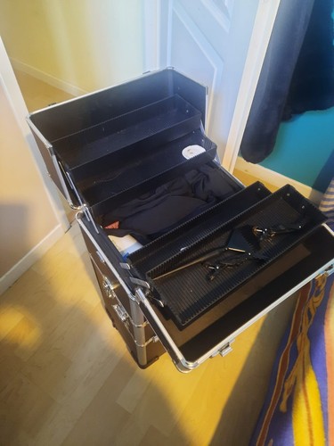 Valise coiffure esthétique - coiffure,