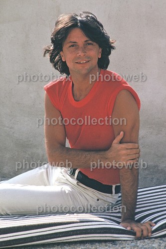 Herve vilard exclusive - *,