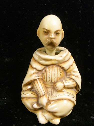 Ancienne statuette - ancienne,