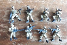 PLASTOY 8 Desert Operation Military Figures - VGC