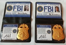 X-Files Lot 2 Badges Scully et Mulder avec badge résine The X-files card  lot