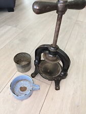 Pressoir A Fruit Ancien En