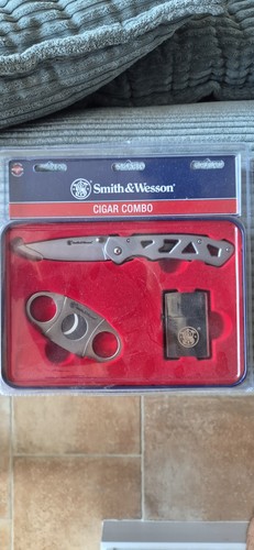 Smith wesson cigar combo - &,