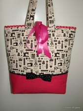 Sac à ouvrage ou de promenade,  toile fantaisie et tissu rose framboise