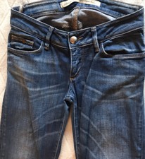 Jean bleu effet bleashed